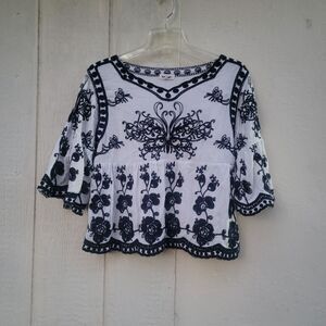 Kindred Floral Embroidered Top White/blu Wmns Sz L Boho Coastal Beachy Flowy